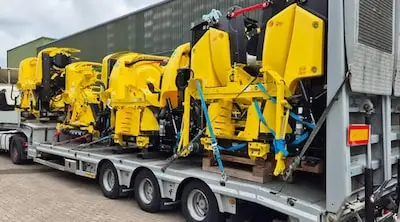 Politie vindt mogelijk gestolen oplegger met peperdure landbouwma­chi­nes in Eindhoven