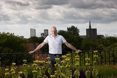 Als een patiënt het níet redt, huilt hartchirurg Niels op weg naar huis weleens
