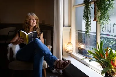 Boek van Peggy van Stralen uit Nuenen moedigt aan tot simpelweg leven in het moment