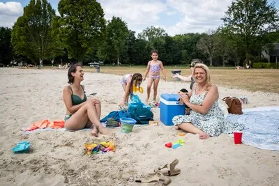 Vakantie vieren en gratis zwemmen bij het Witven; ‘Een beetje te mooi om waar te zijn’