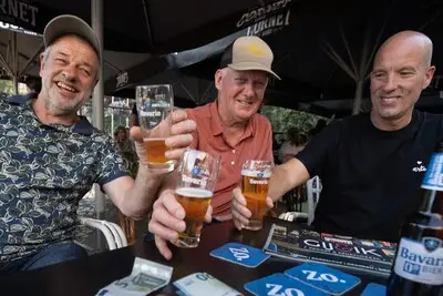 Bouwvak begint met bier en barbecue, ook voor bedrijven die niet sluiten