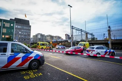 Verdachte steekpartij bij station Eindhoven nog spoorloos, man (33) gewond