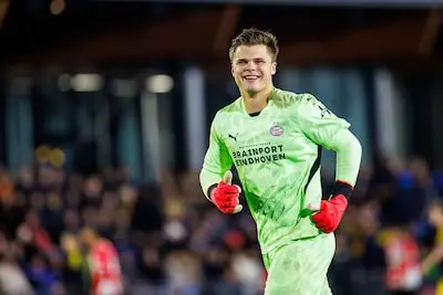 FC Volendam aast op PSV-doelman:  Roy Steur lijkt open te staan voor terugkeer