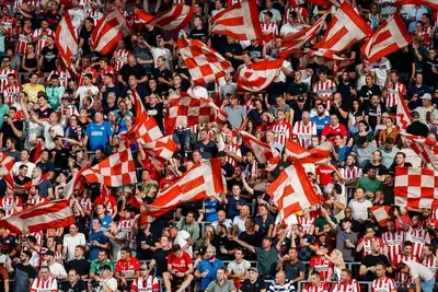 Nieuwe seizoenkaarten PSV binnen minuut al aan de man gebracht