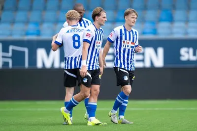 FC Eindhoven boekt krappe oefenzege op De Treffers tijdens open dag