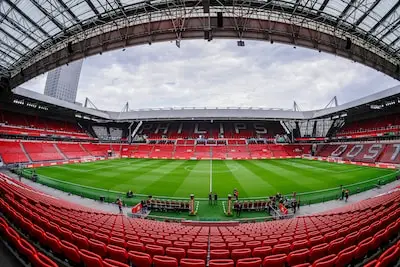 PSV door het stof na valse start van eigen tv-zender: geld deels terug naar supporters