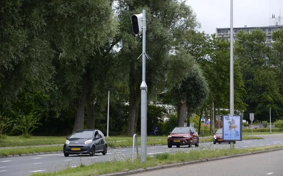 Meer flitsers langs wegen in Friesland? Dit is waarom niet zomaar overal flitspalen worden neergekwakt
