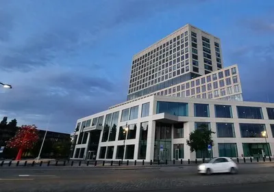500 euro voor de adressen van de burgemeesters in Tilburg en Eindhoven: ‘Ik kreeg ze anders niet te pakken’