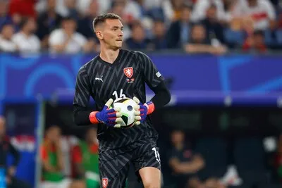 PSV nadert akkoord met Bayer Leverkusen-doelman Matej Kovar