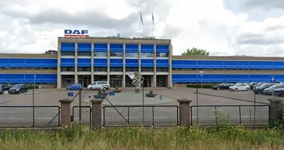 DAF maakt nog meer trucks met oplegger voor het leger van België