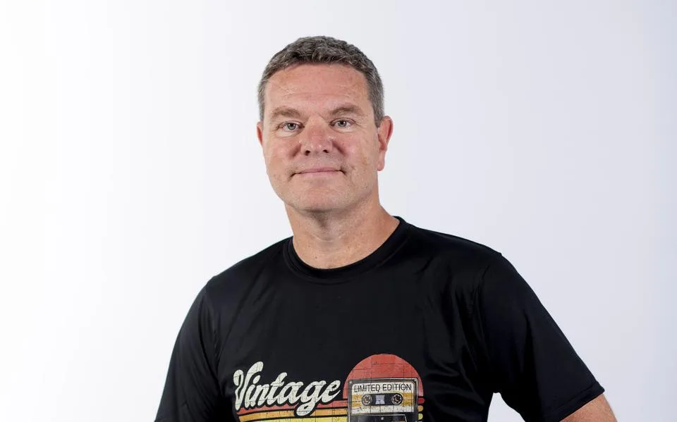Sloom naar de Tour op tv kijken is goed voor je brein: Yés, ik wist het! | column Johann Mast