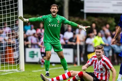 Willem II-keeper is goudeerlijk over zijn toekomstplannen: ‘Ik ga geen spelletjes spelen’