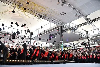 TU/e moet Iraanse hoogleraar ruim ton betalen, maar vecht suggestie van discriminatie aan