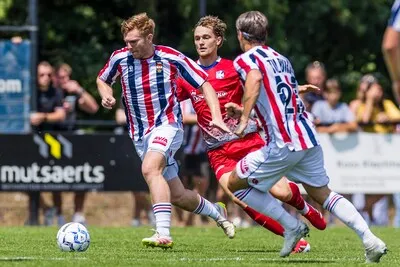 Schuurman overtuigde zijn maatje Haen om óók naar Willem II te komen: ‘Hij bleef maar appen’