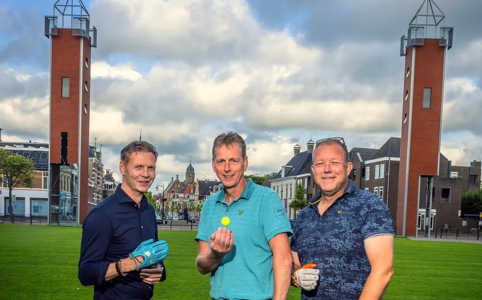 Hoe de outsiders Klaas Berkepas, Dirk Jan van der Woud en Klaas Anne Terpstra de Millennium-PC wonnen