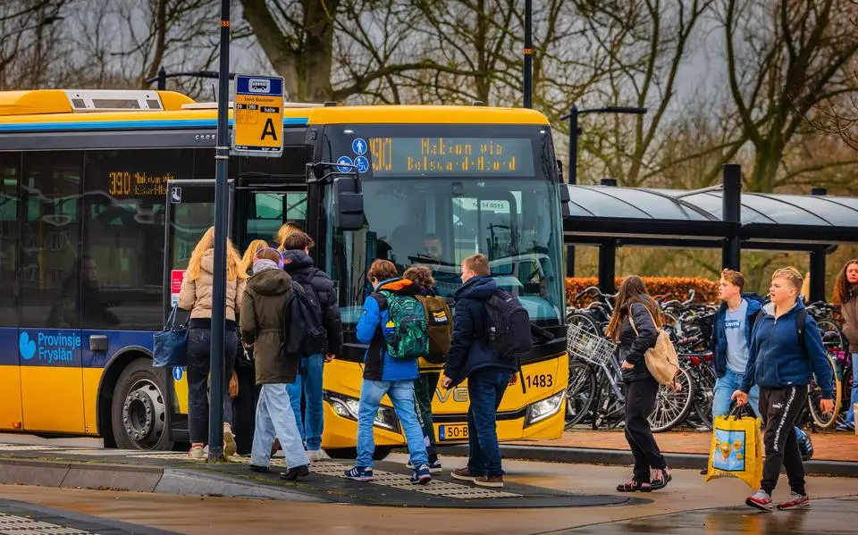 Provincie had Qbuzz op de huid moeten zitten, dit past bij goed opdrachtgeverschap | Opinie