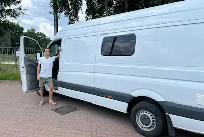 Van bestelbus naar droomcamper: Ron uit Geldrop laat zien hoe het moet