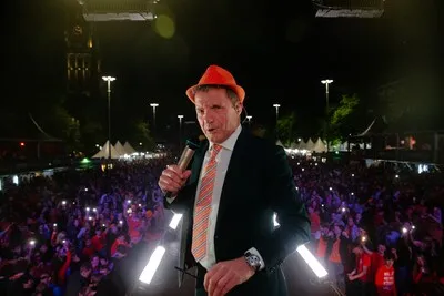 Uit Tips: Van Braziliaanse surf punk naar Brabantse smartlappen