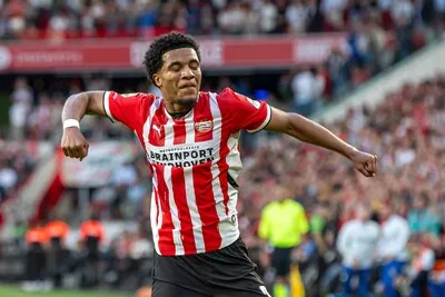 Clausule Bayern München verlopen: transfer van PSV’er Malik Tillman slechts een kwestie van laatste details