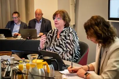 Burgemeester Best: ‘Ben hier niet neergezet om azc binnen te loodsen’
