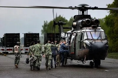 Waarom laagvliegende helikopters bij Helmond zorgen baren: gezondheid en natuur niet onderzocht