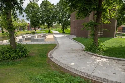 Lezer Joost weet wel raad met vernielers van nieuw Helmonds park