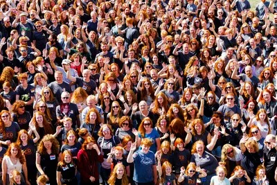 Tilburg kleurt rood: festival The Redhead Days brengt roodharigen van over de hele wereld samen