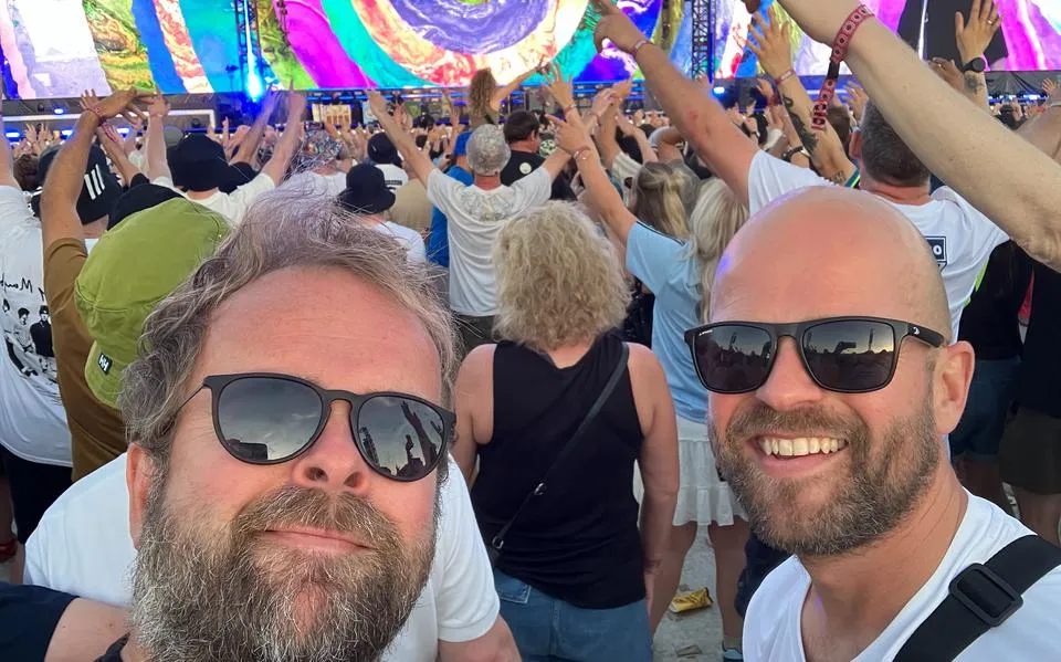 Bolswarders verbroederen samen met Liam en Noel Gallagher in Manchester. ‘Het was twee uur lang kippenvel’