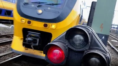 Geen treinen tussen Eindhoven en Helmond door aanrijding: stopbussen ingezet