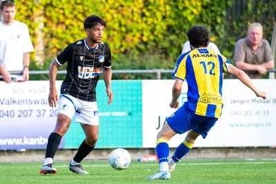 FC Eindhoven wint op hete zomeravond met ruime cijfers van SV Valkenswaard