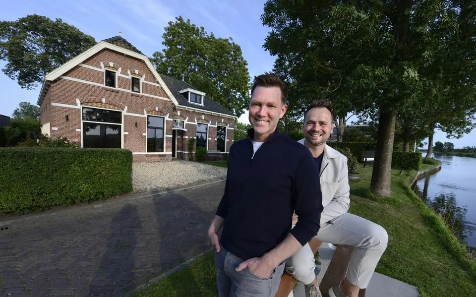 Sipke Jan Bousema (48) zet met pijn in het hart zijn huis in Wyns te koop: ‘Het is perfect en prachtig’