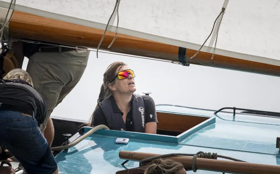Annet Koopmans (45) is dertig jaar bemanningslid en werd al elf keer kampioen: ‘Ik hâld dit noch wol even fol’