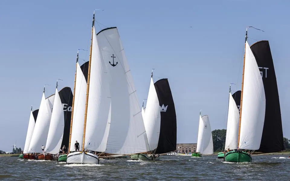 Ongekend spektakelstuk inleiding voor spannende finale: Sterke Jerke en Doarp Eastermar maken er prachtige strijd van