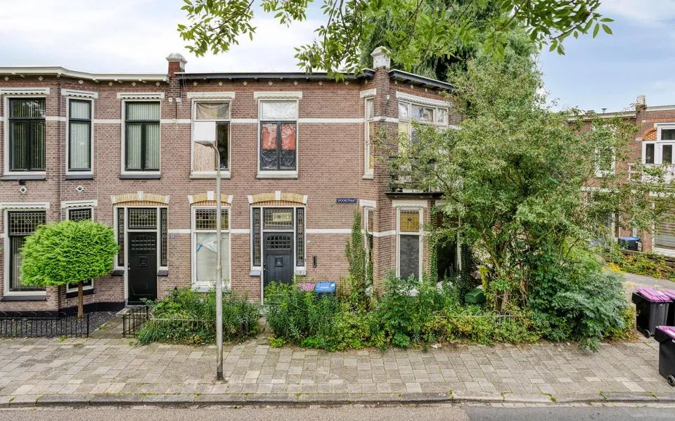Waarom deze bouwval in Leeuwarden hordes geïnteresseerden trekt: ‘We zijn overspoeld met reacties’