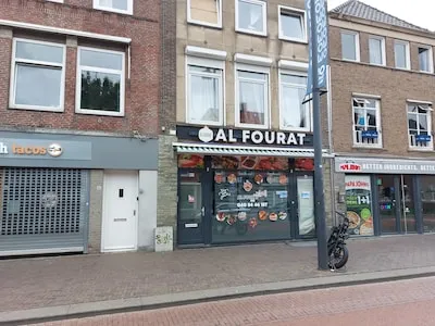 Eettent Al Fourat in de Kruisstraat overtrad allerlei regels, Dijsselbloem trok volgens de rechtbank terecht vergunning in