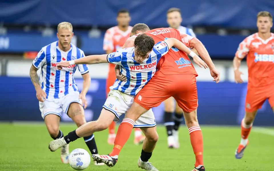 SC Heerenveen beleeft teleurstellende avond met gelijkspel tegen FC Volendam en verlies van Levi Smans
