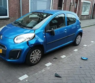 Tilburgse Brigitta (64) blijft achter met enorme schadepost: daders op fatbikes vluchten na aanrijding