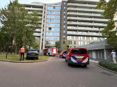 Bewoners ruiken vreemde lucht en moeten hun woning uit in Eindhoven, beheerder doet onderzoek