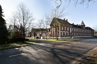 Cultuurhistorische wandeling ‘Gluren bij de buren’ in Budel-Dorplein