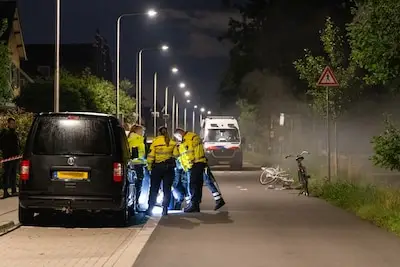 Man (22) opgepakt na ernstig ongeluk, liet vrouw (19) vermoedelijk zwaargewond achter op straat