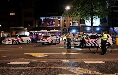 Thomas (26) schoot op druk Tilburgs terras op iemand, rechter gelooft niet dat hij alleen ‘stoer’ wilde doen