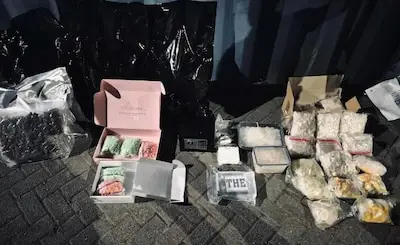 Enorme drugsvangst in Eindhoven: bijna 37 kilo drugs gevonden, plus vuurwapen en materialen voor hennepkwekerij