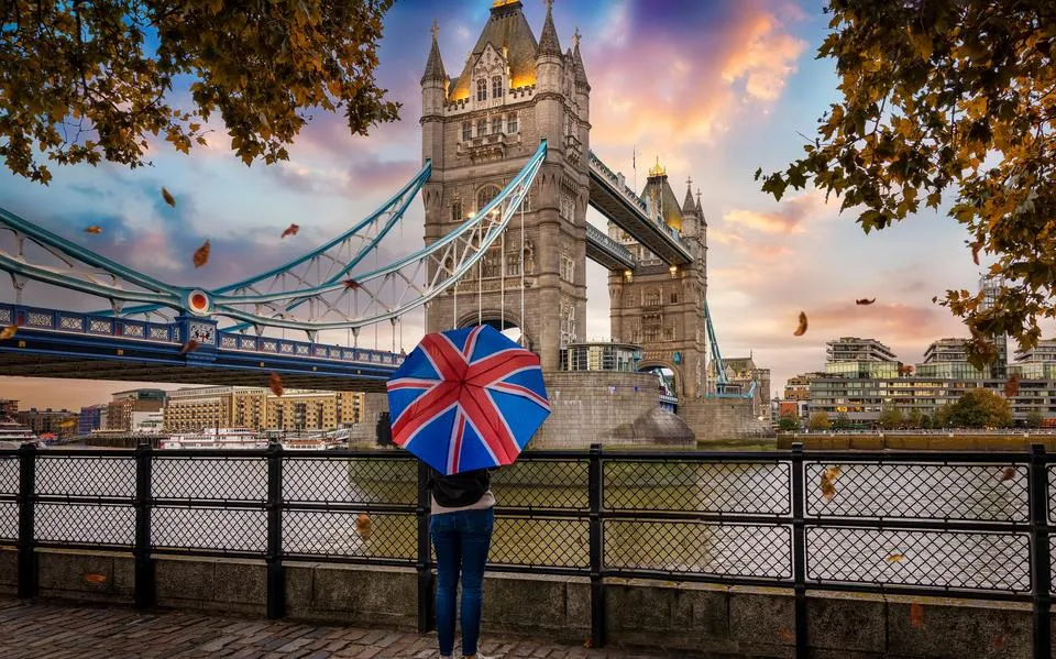 Nieuwe linkse en rechtse partijen leiden tot polariseren Britse politiek | opinie