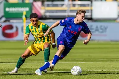 Meerveld start niet bij Willem II na ingreep van de trainer: ‘Vorige week stond ik met m’n bek vol tanden, in die val wil ik niet wéér lopen’