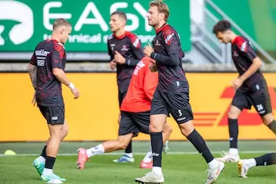 LIVE | Helmond Sport komt met schrik vrij: Bergsen redt penalty op fraaie wijze