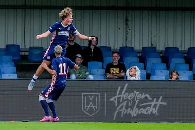 Een heel ander Jong PSV is geboren: wéér winst en de koppositie voor de beloften
