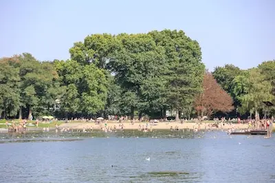 TERUGLEZEN | Komende dagen code geel voor aanhoudende hitte in Brabant, Volkel tikte dinsdag 33 graden aan