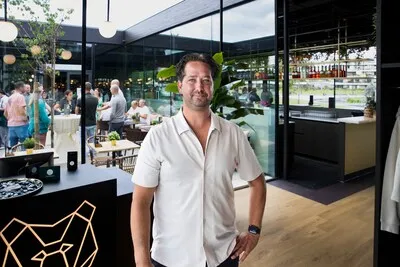 Willem durft het wél en opent woensdag restaurant De Beren in Helmond: ‘Dit móet een succes worden’