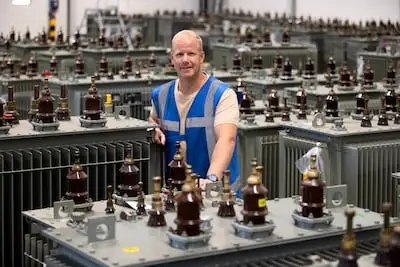 Roy en zijn collega’s sleutelen in Best aan iets waar heel Nederland vol mee staat