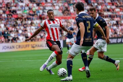 LIVE | PSV is via Plea dichtbij de openingstreffer in de Johan Cruijff Schaal